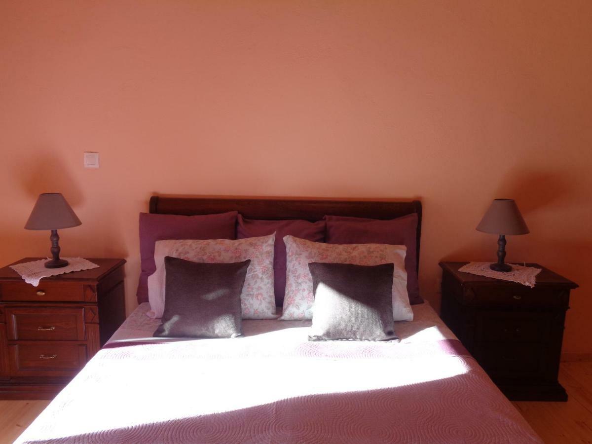 Harry'S Retreat Guest House Klimatia Ngoại thất bức ảnh